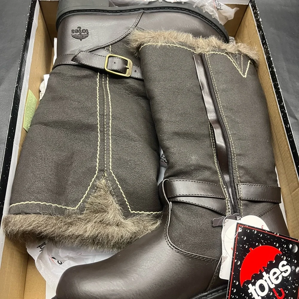 Totes Boots - Size 7 - Brand new in box - Picture 2 of 9
